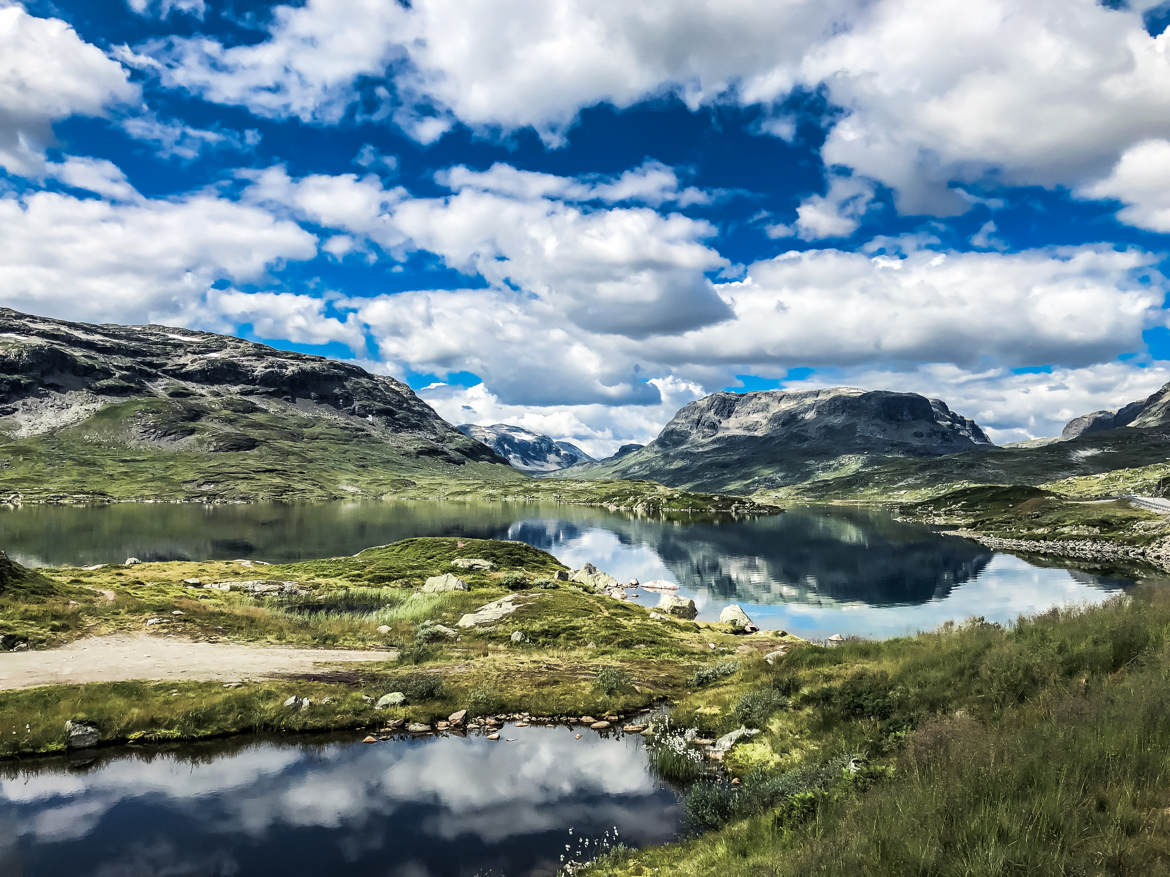 Roadtripping over Haukelifjell